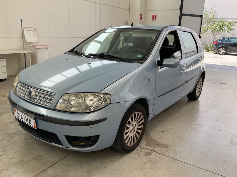 Fiat Punto 1.2 Dynamic 2004 – снимка 1