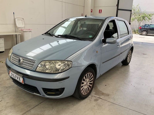 Fiat Punto 1.2 Dynamic 2004 – снимка 1