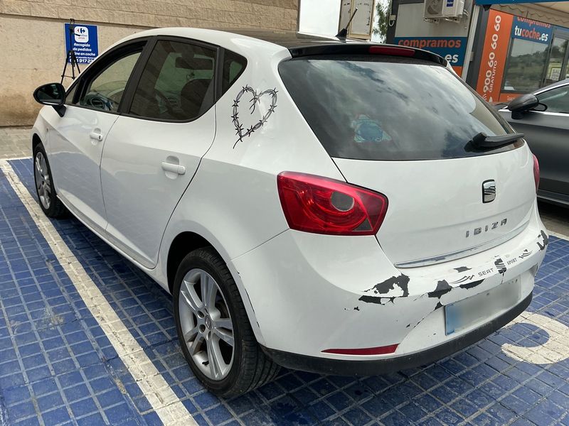 Seat Ibiza 1.6 TDI Stylance / Style 2012 – снимка 6