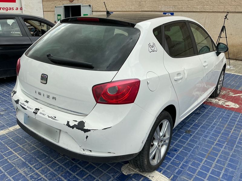 Seat Ibiza 1.6 TDI Stylance / Style 2012 – снимка 8
