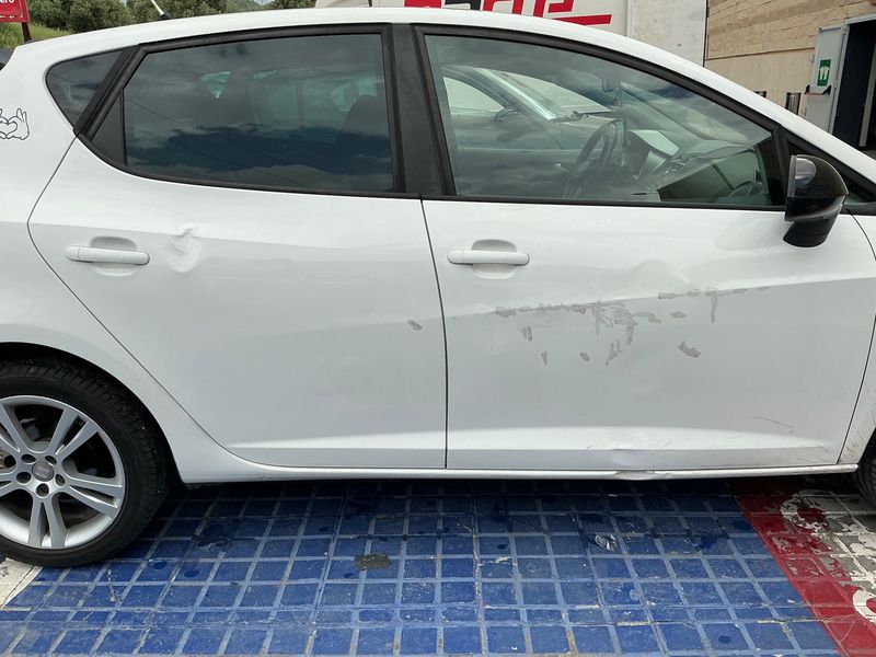 Seat Ibiza 1.6 TDI Stylance / Style 2012 – снимка 10
