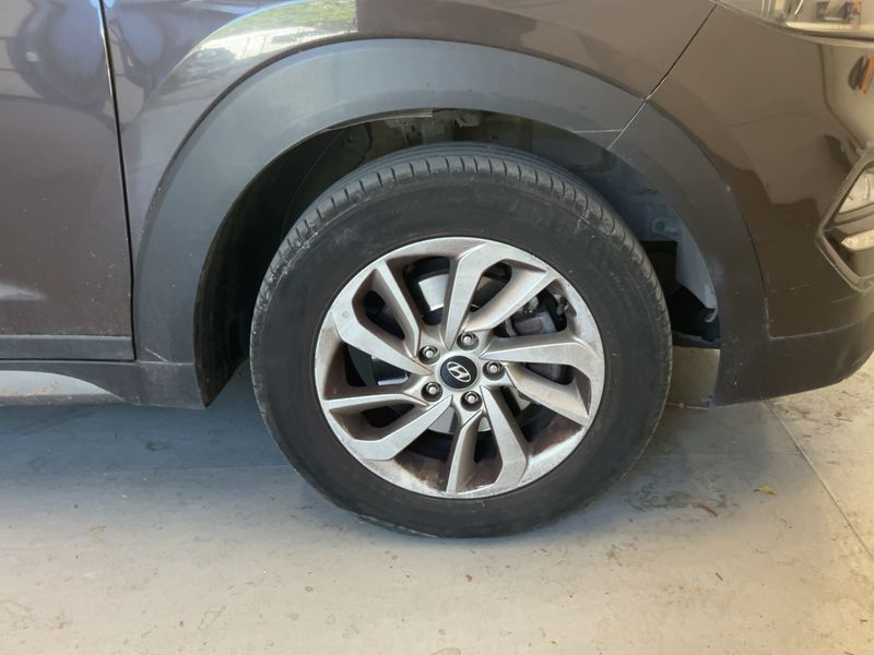 Hyundai Tucson 1.7 CRDi Xpossible ISG 2WD 2017 – снимка 11