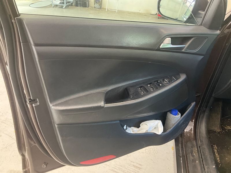 Hyundai Tucson 1.7 CRDi Xpossible ISG 2WD 2017 – снимка 28
