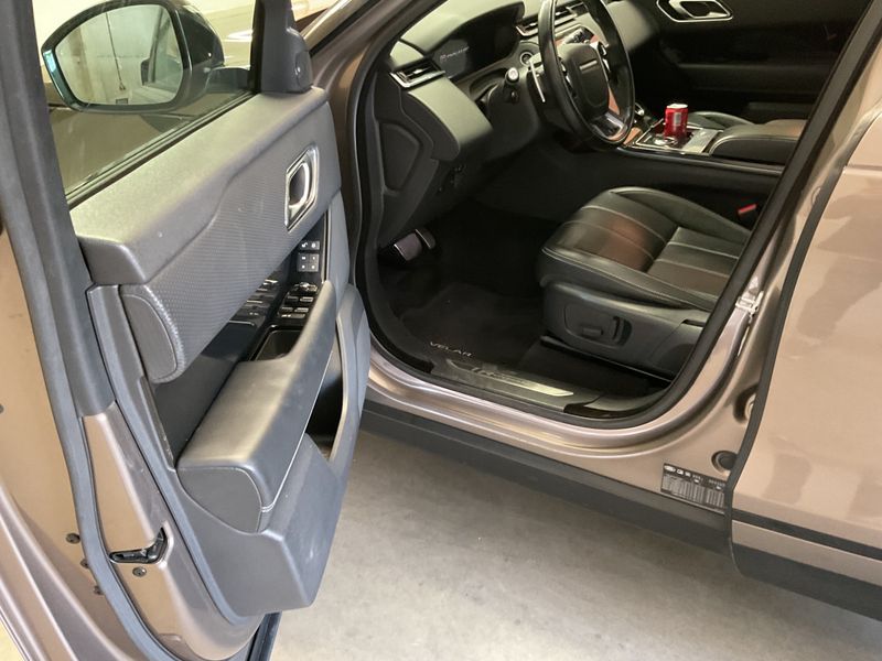 Land Rover Range Rover Velar 2.0 Diesel S R-Dynamic 2018 – снимка 30