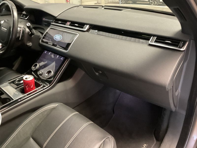 Land Rover Range Rover Velar 2.0 Diesel S R-Dynamic 2018 – снимка 26