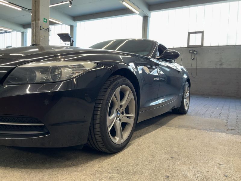BMW Z4 sDrive 23i 2011 – снимка 2