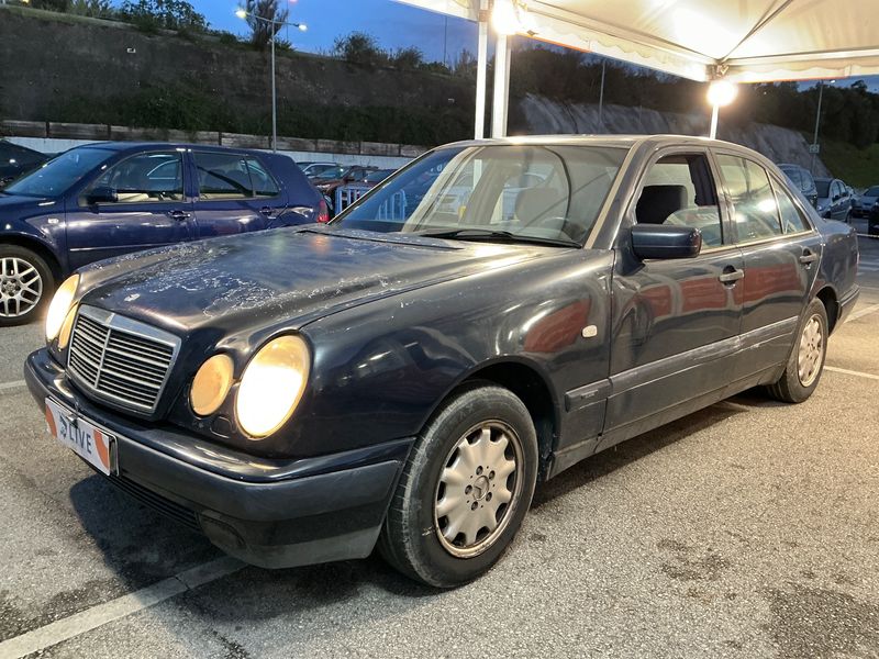 Mercedes-Benz E-Klasse E 200 Elegance 1997 – снимка 1
