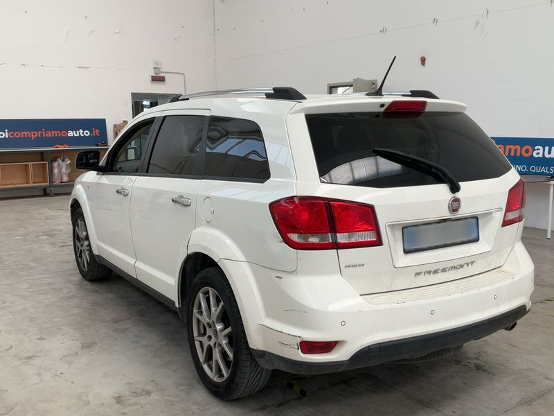 Fiat Freemont 2.0 Multijet Lounge 4WD 2014 – снимка 6
