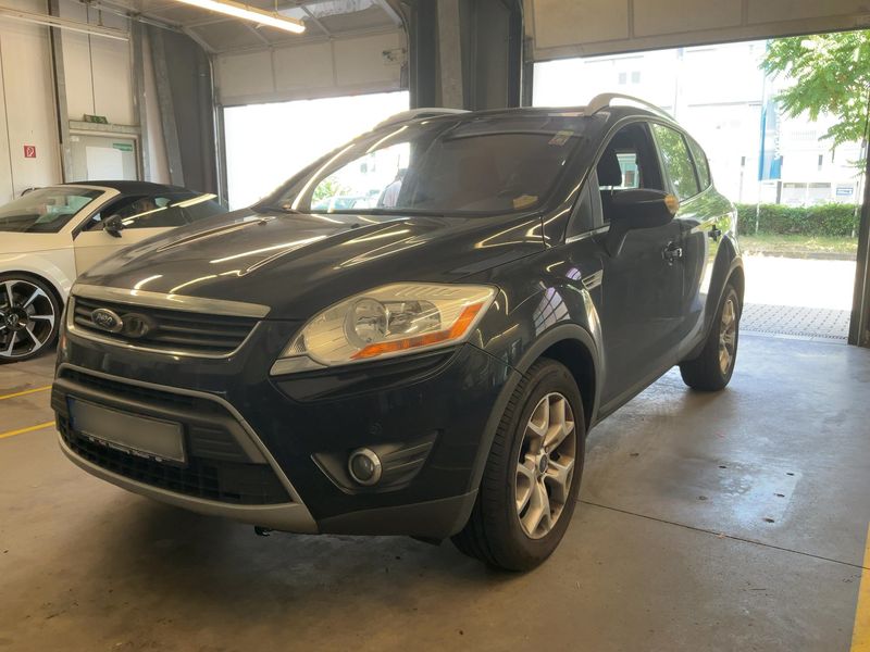 Ford Kuga 2.0 TDCi Champions Edition 2012 – снимка 1