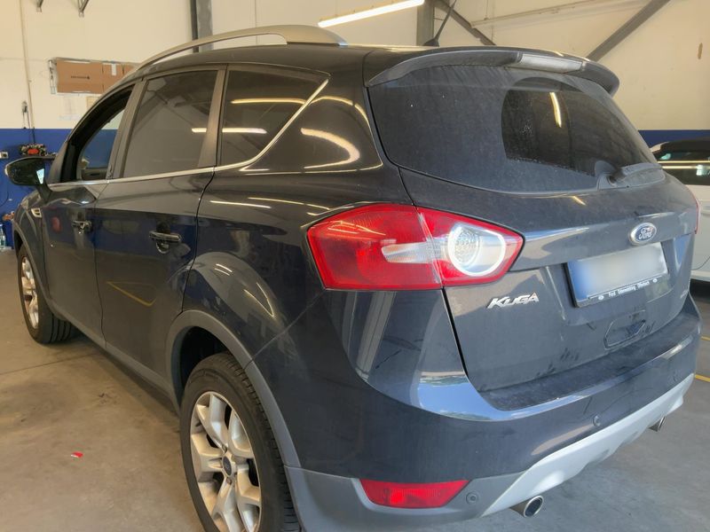 Ford Kuga 2.0 TDCi Champions Edition 2012 – снимка 6