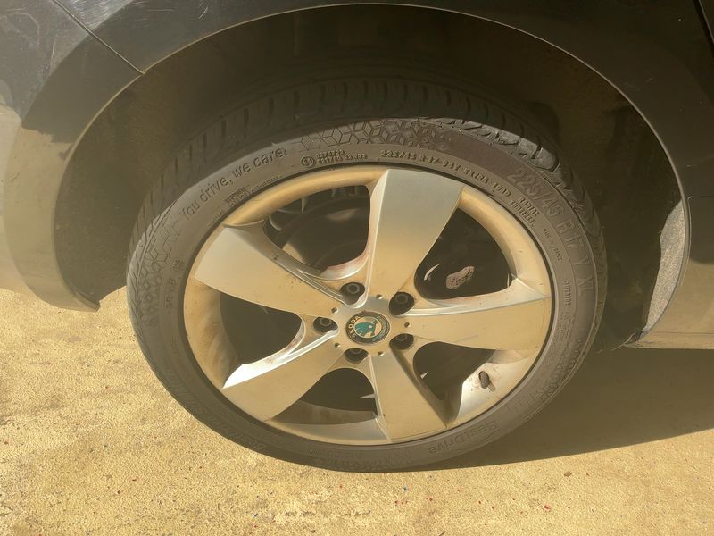 Skoda Octavia 1.6 TDI Style 4x4 2015 – снимка 9