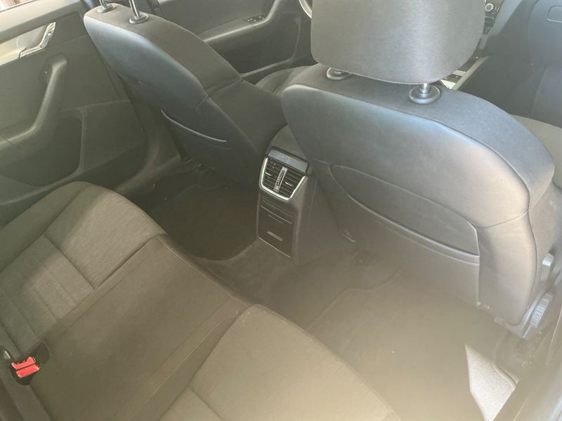 Skoda Octavia 1.6 TDI Style 4x4 2015 – снимка 28