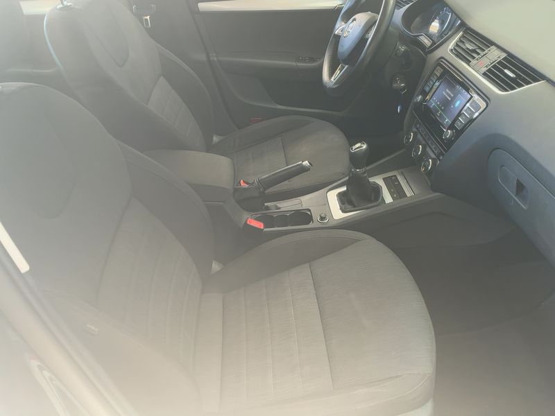 Skoda Octavia 1.6 TDI Style 4x4 2015 – снимка 16