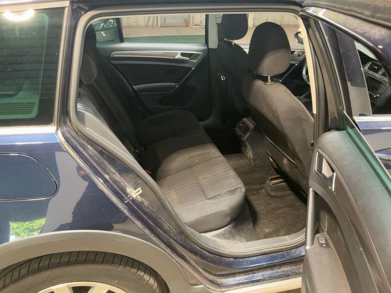 Volkswagen Golf VII 1.6 TDI Allstar 4Motion BlueMotion Tech 2015 – снимка 14