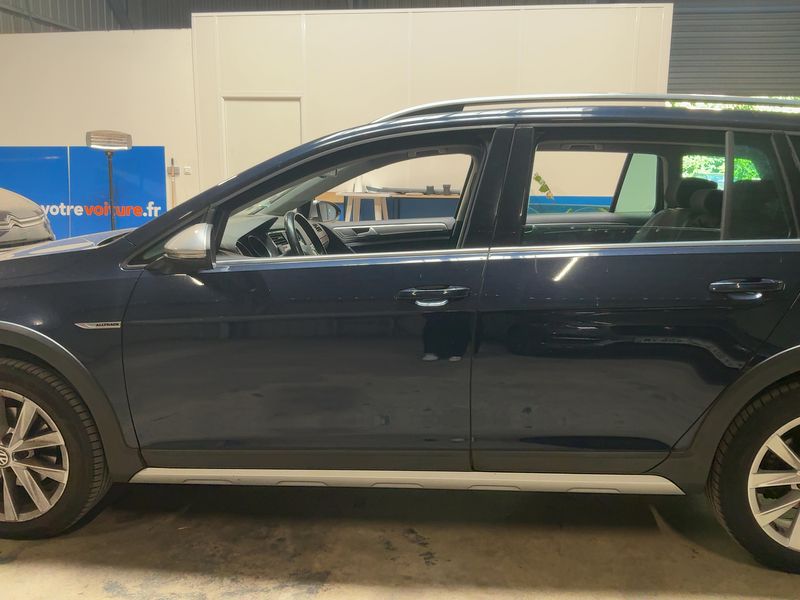 Volkswagen Golf VII 1.6 TDI Allstar 4Motion BlueMotion Tech 2015 – снимка на щета