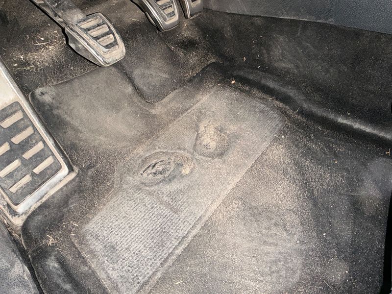 Volkswagen Golf VII 1.6 TDI Allstar 4Motion BlueMotion Tech 2015 – снимка на щета