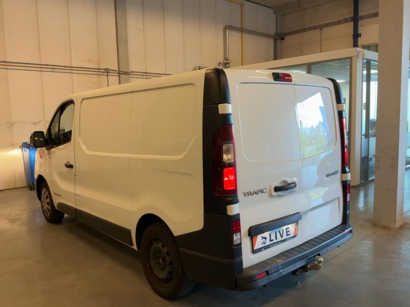 Renault Trafic 1.6 dCi Energy L1H1 2,9t Komfort 2017 – снимка 6