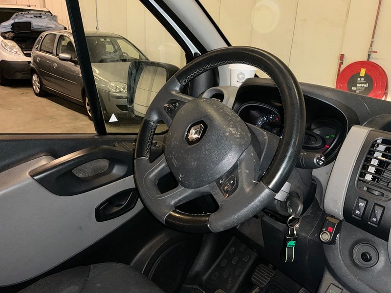Renault Trafic 1.6 dCi Energy L1H1 2,9t Komfort 2017 – снимка 29