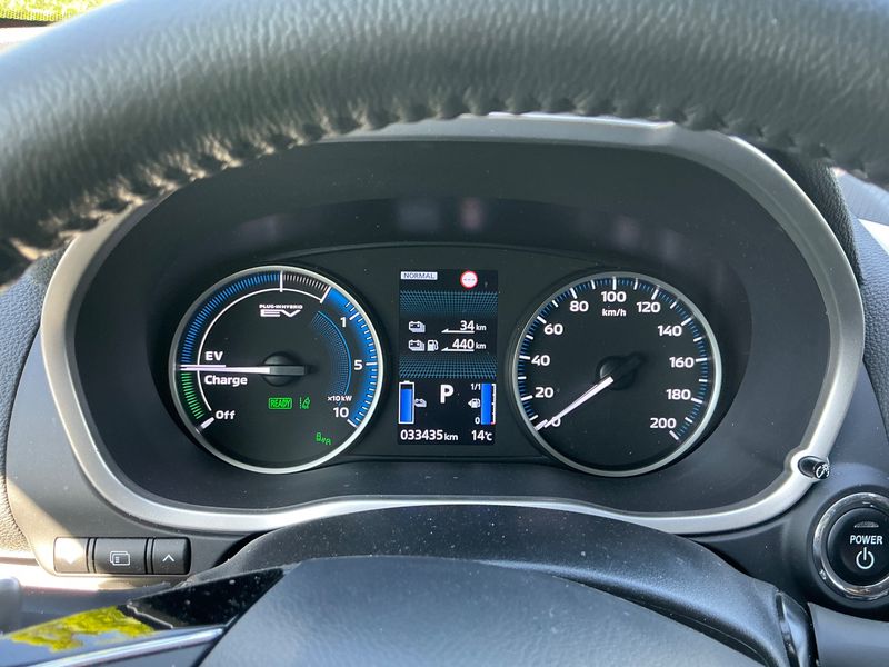 Mitsubishi Eclipse Cross 2.4 Plug-in Hybrid Intro Edition 4WD 2021 – снимка 18