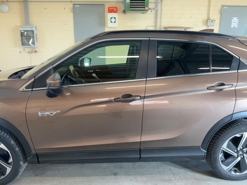 Mitsubishi Eclipse Cross 2.4 Plug-in Hybrid Intro Edition 4WD 2021 – снимка 4