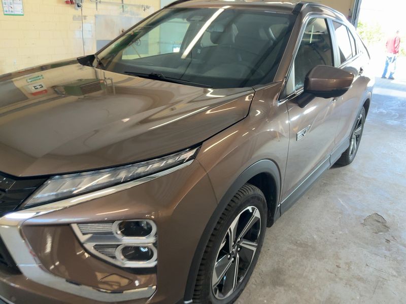 Mitsubishi Eclipse Cross 2.4 Plug-in Hybrid Intro Edition 4WD 2021 – снимка 2
