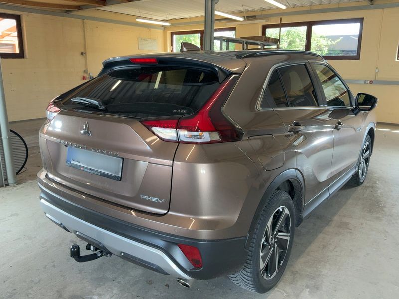 Mitsubishi Eclipse Cross 2.4 Plug-in Hybrid Intro Edition 4WD 2021 – снимка 8