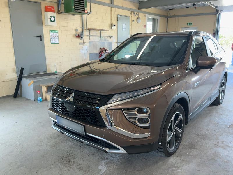 Mitsubishi Eclipse Cross 2.4 Plug-in Hybrid Intro Edition 4WD 2021 – снимка 1