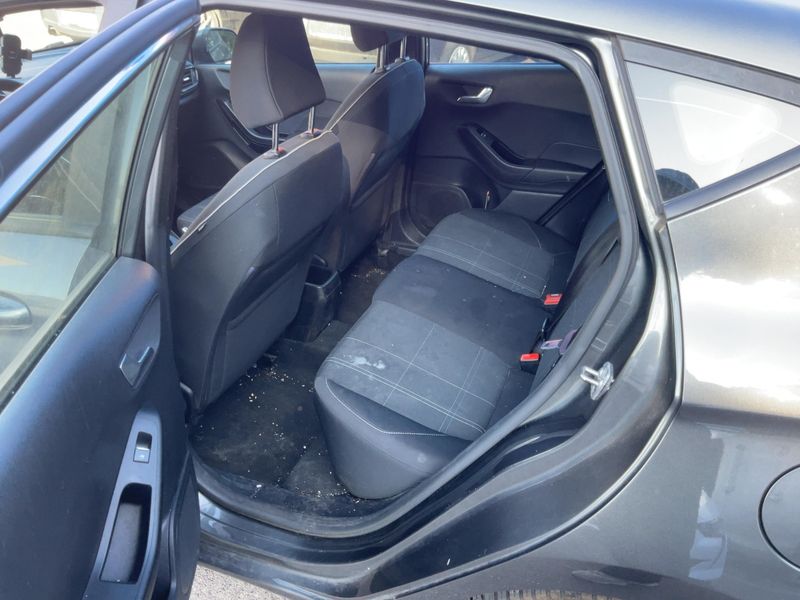 Ford Fiesta 1.0 EcoBoost Cool&Connect 2018 – снимка 19
