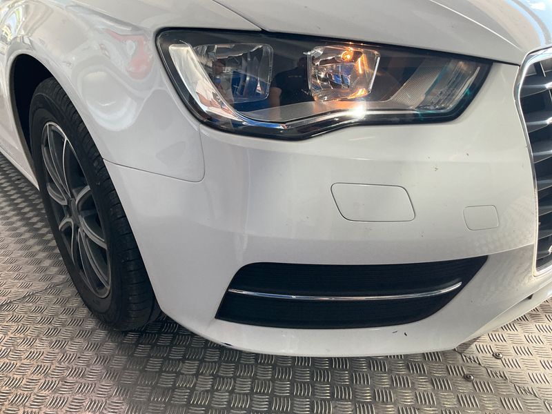 Audi A3 Sportback 1.6 TDI Attraction 2016 – снимка на щета 42