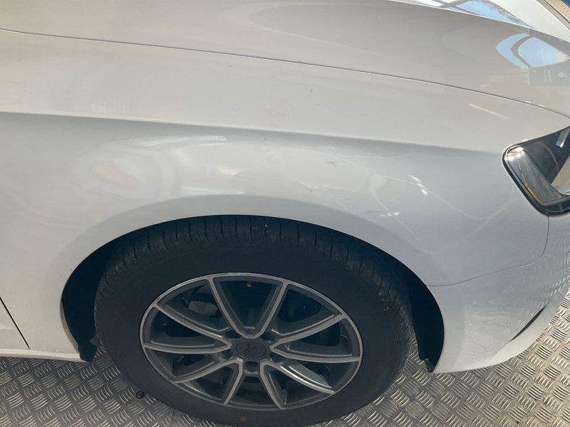 Audi A3 Sportback 1.6 TDI Attraction 2016 – снимка на щета 28