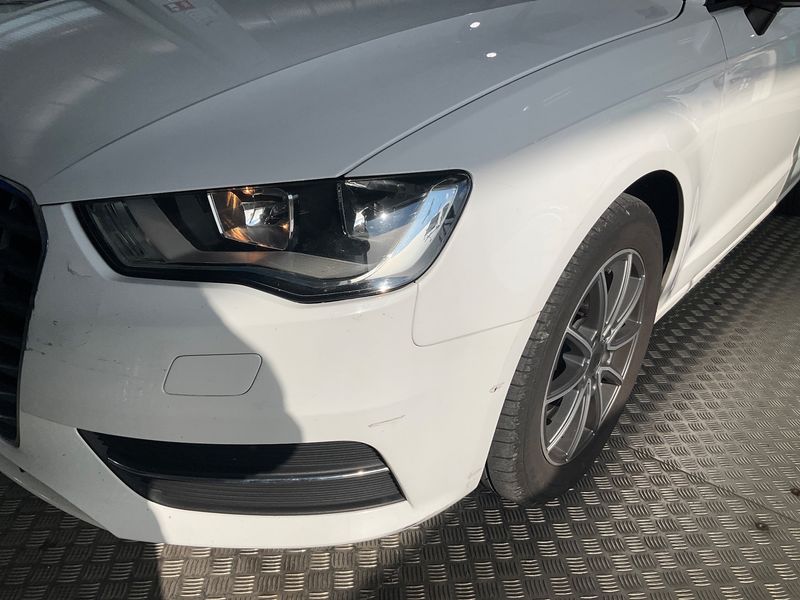 Audi A3 Sportback 1.6 TDI Attraction 2016 – снимка на щета 43