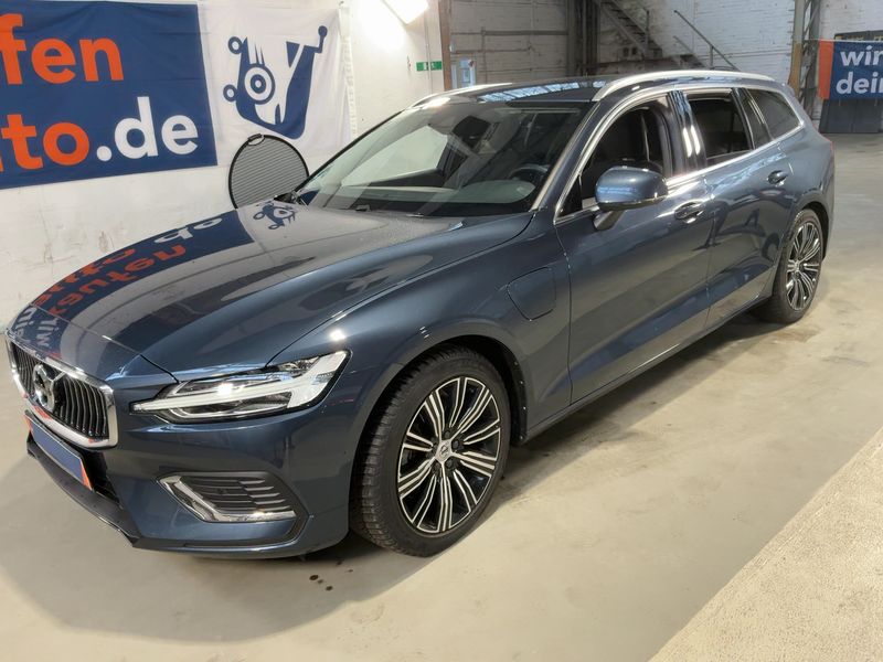 Volvo V60 2.0 T6 Recharge Plug-in Hybrid Core AWD 2022 – снимка 1