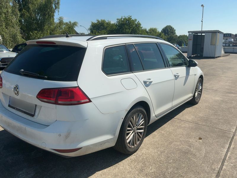 Volkswagen Golf VII 2.0 TDI Cup BlueMotion Tech 2014 – снимка 8