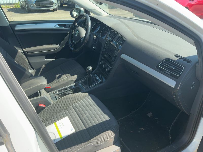 Volkswagen Golf VII 2.0 TDI Cup BlueMotion Tech 2014 – снимка 17