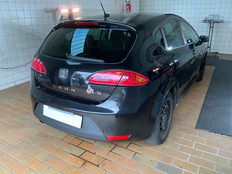 Seat Leon 2.0 TDI FR 2007 – снимка 2