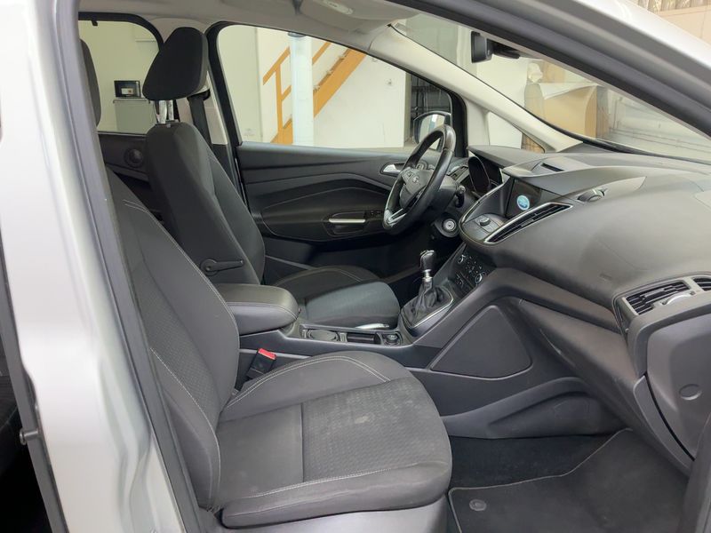 Ford Grand C-Max 1.5 EcoBoost Cool&Connect 2018 – снимка 17