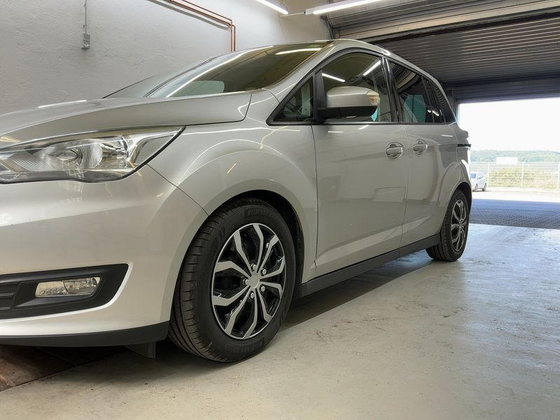 Ford Grand C-Max 1.5 EcoBoost Cool&Connect 2018 – снимка 2