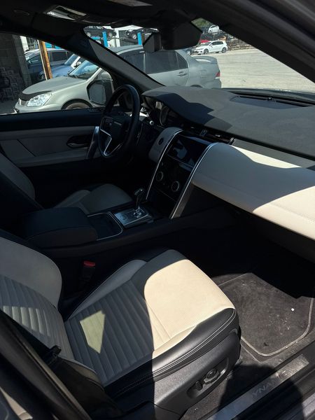 Land Rover Discovery 5 P300 R-Dynamic SE AWD 2022 – снимка 10