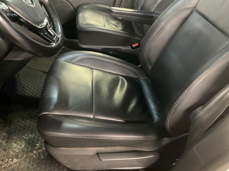 Volkswagen T6 Caravelle 2.0 TDI Highline lang 4Motion 2018 – снимка 26