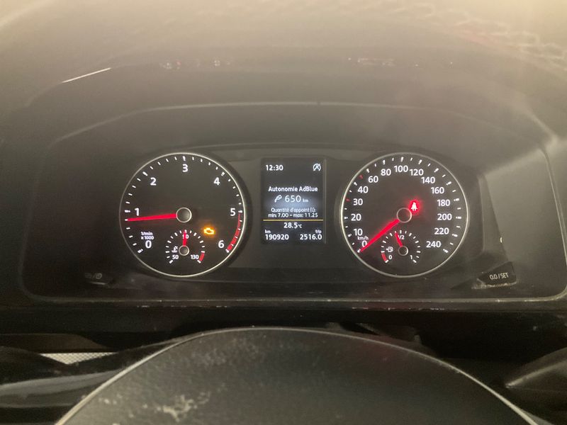 Volkswagen T6 Caravelle 2.0 TDI Highline lang 4Motion 2018 – снимка 18