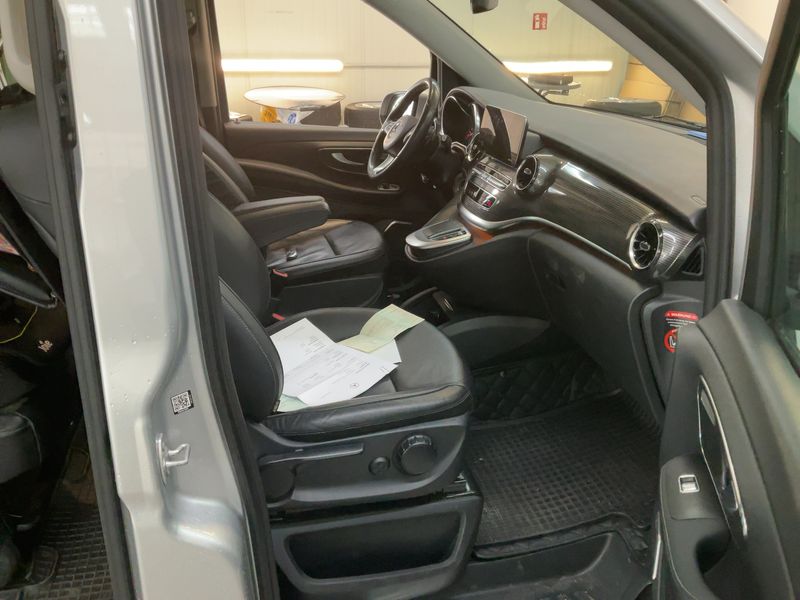 Mercedes-Benz V-Klasse V 250 d AVANTGARDE EDITION 19 lang 2020 – снимка 16