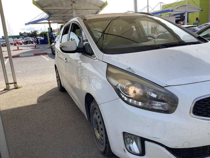 Kia Carens 1.6 GDI UEFA Euro 2016 2017 – снимка 12