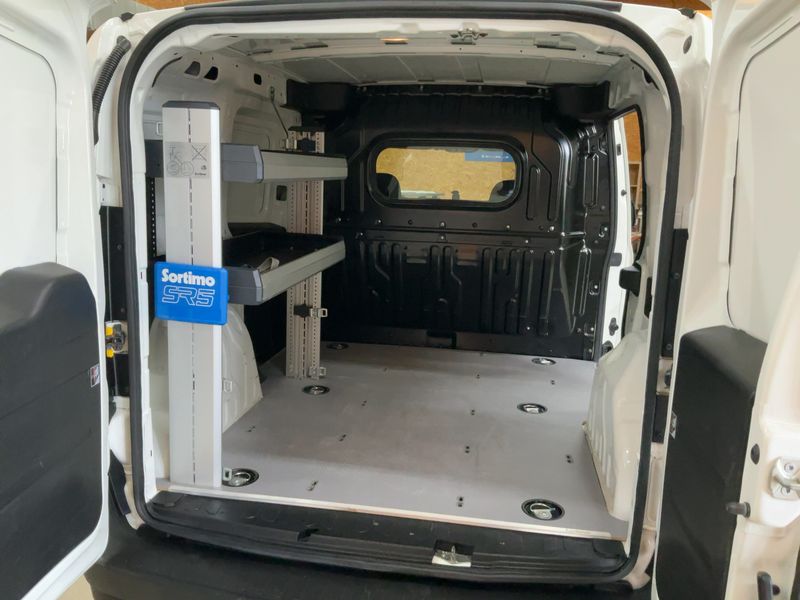 Fiat Doblo 1.6 JTDM SX Kasten 2022 – снимка 15