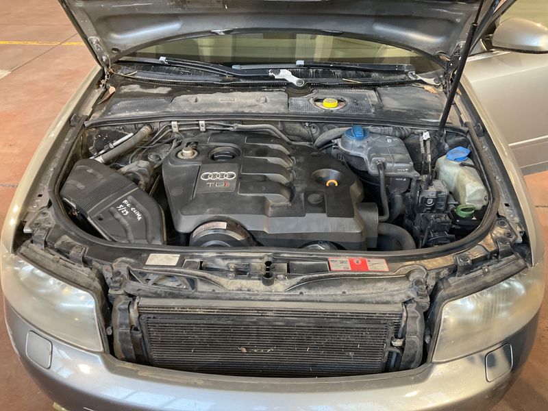 Audi A4 1.9 TDI 2002 – снимка на щета