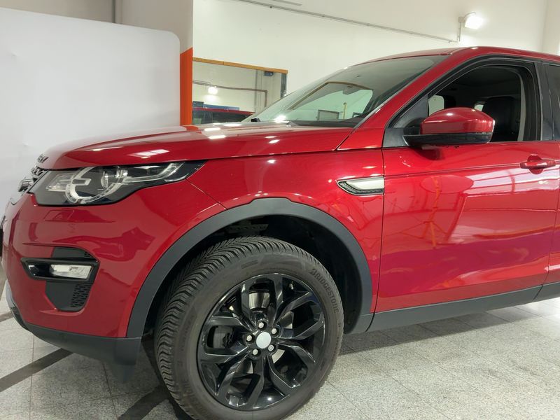 Land Rover Discovery Sport 2.0 Td4 SE AWD 2018 – снимка 2