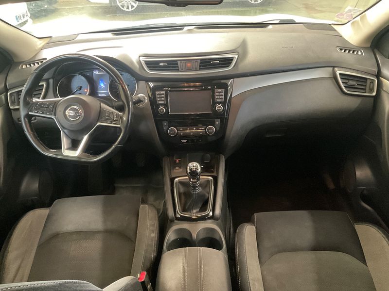 Nissan Qashqai 1.6 360 2017 – снимка 17