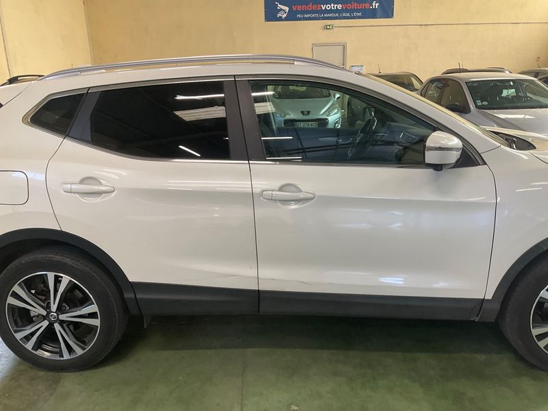 Nissan Qashqai 1.6 360 2017 – снимка 10