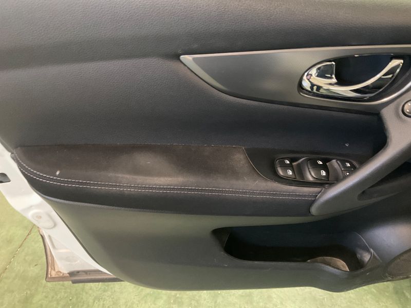 Nissan Qashqai 1.6 360 2017 – снимка 28