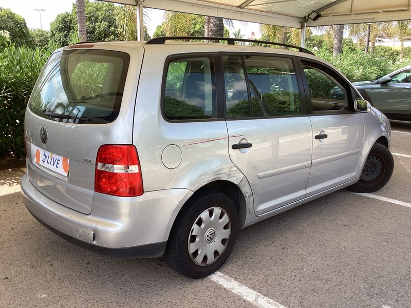 Volkswagen Touran 1.9 TDI Conceptline 2005 – снимка 2