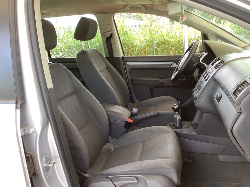 Volkswagen Touran 1.9 TDI Conceptline 2005 – снимка 3